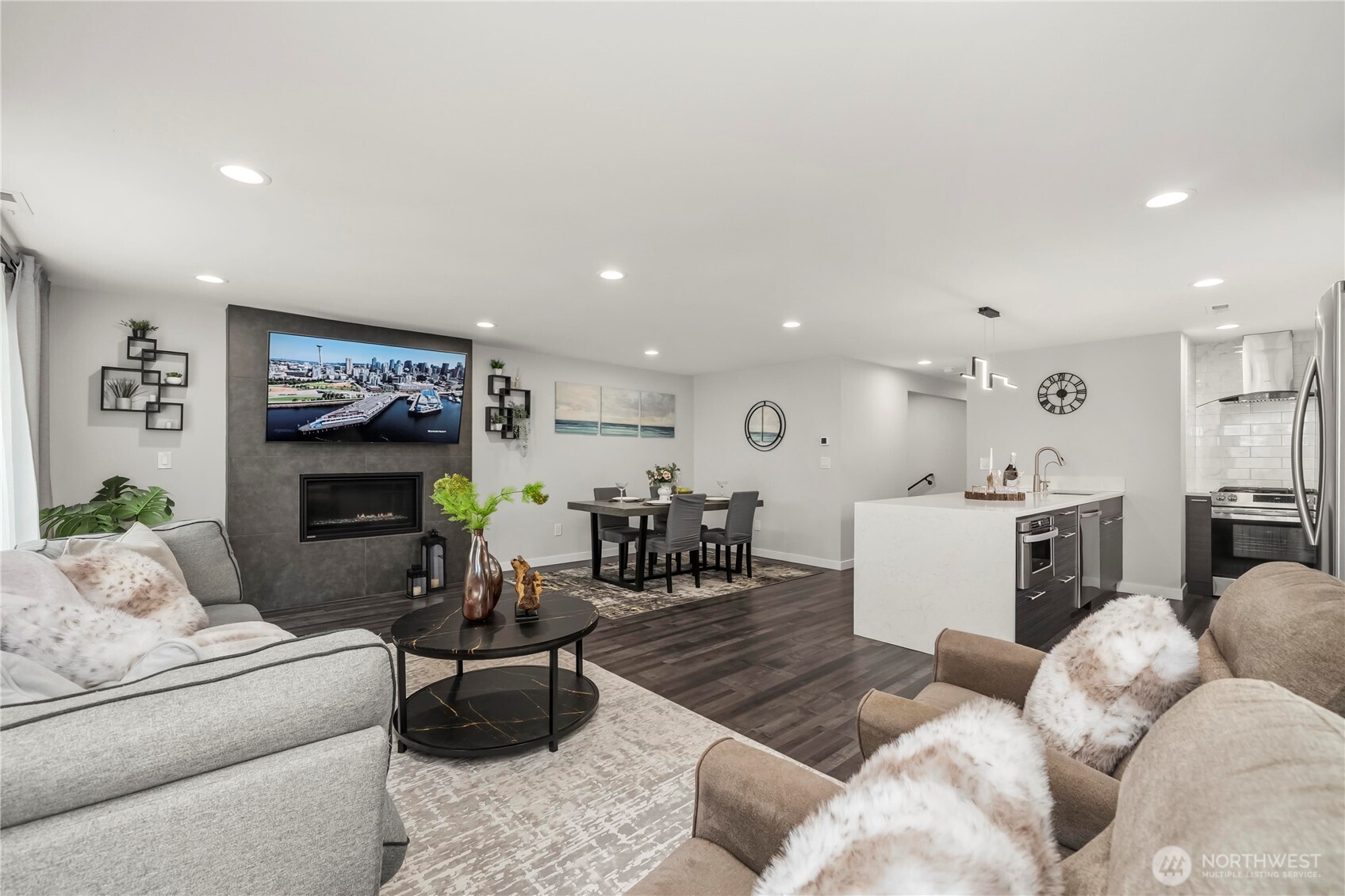 5643 16th Avenue SW, Seattle, WA 98106