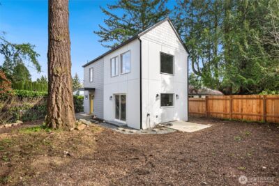 1404 N 136th Street , Seattle, WA 98125 - Photo 12