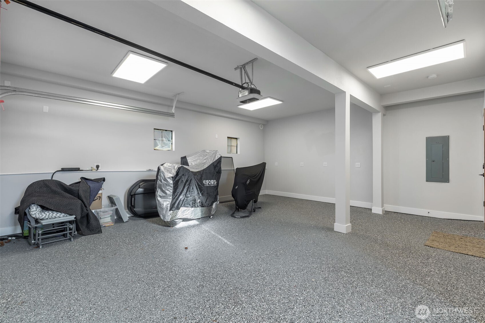 10715 2nd Avenue NW, Seattle, WA 98177-4807