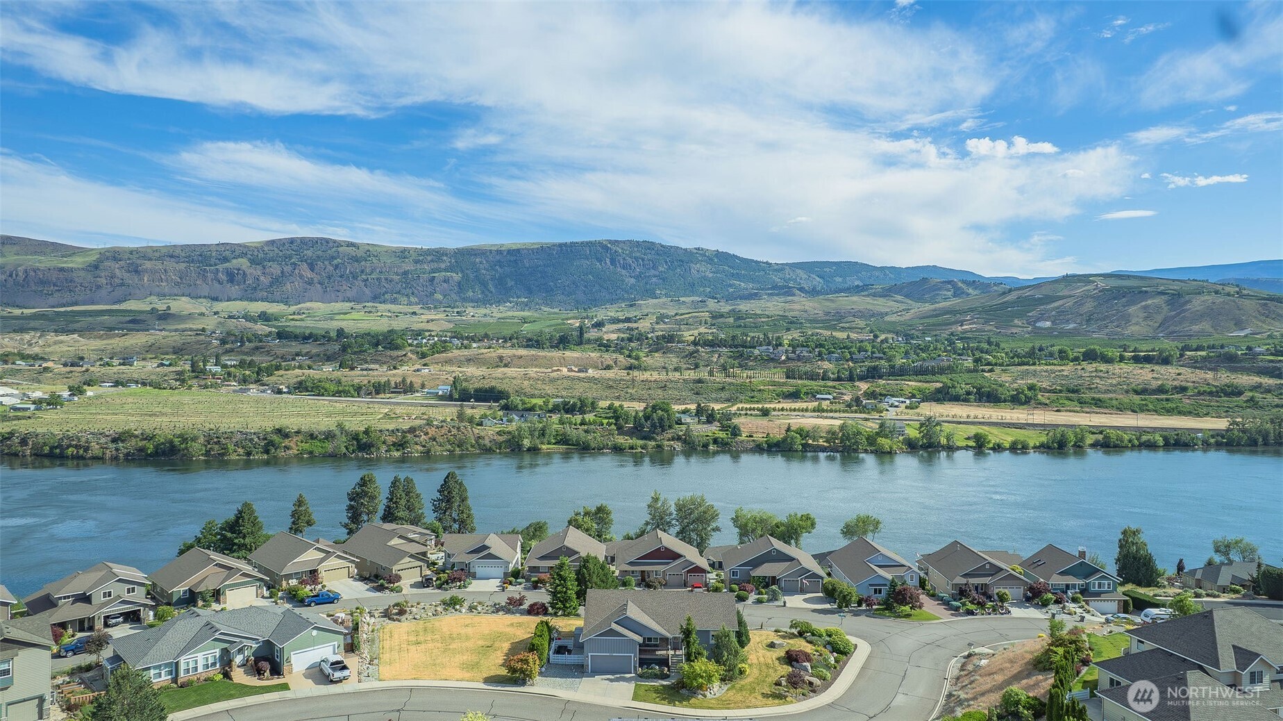 2840 Akamai Way , East Wenatchee, WA 98801