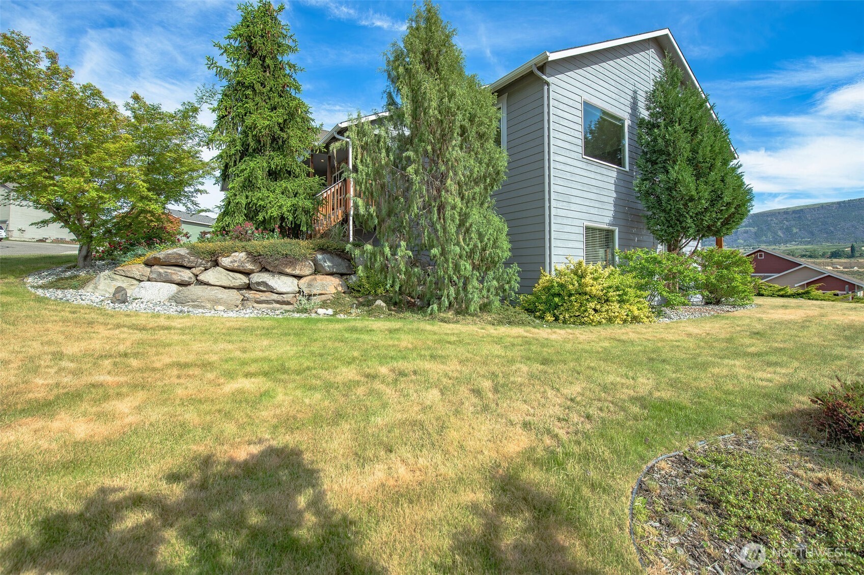 2840 Akamai Way , East Wenatchee, WA 98801