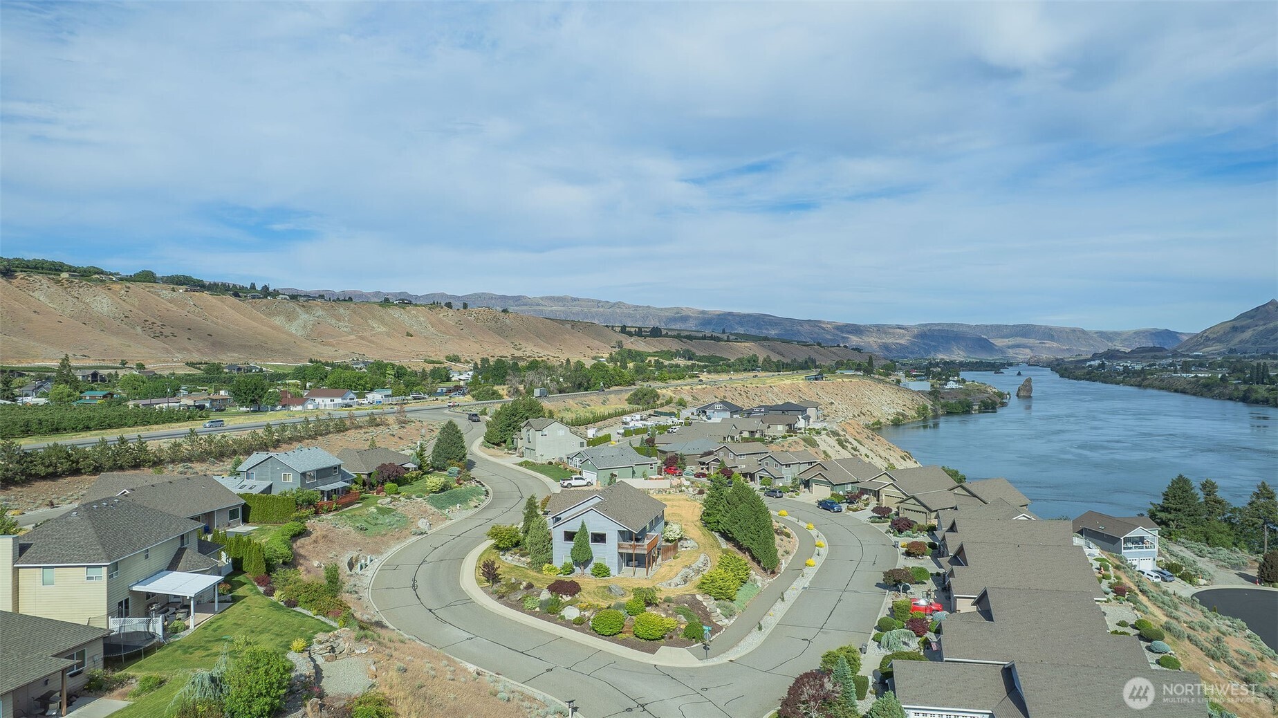2840 Akamai Way , East Wenatchee, WA 98801