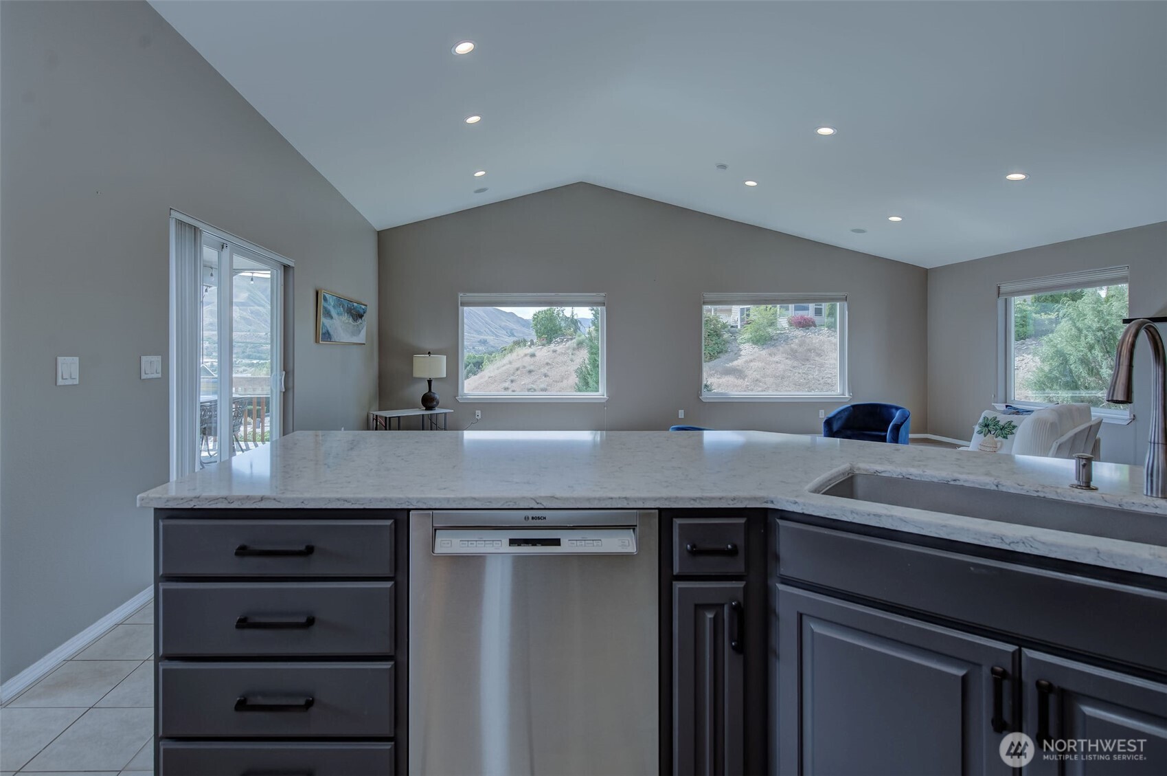 2840 Akamai Way , East Wenatchee, WA 98801