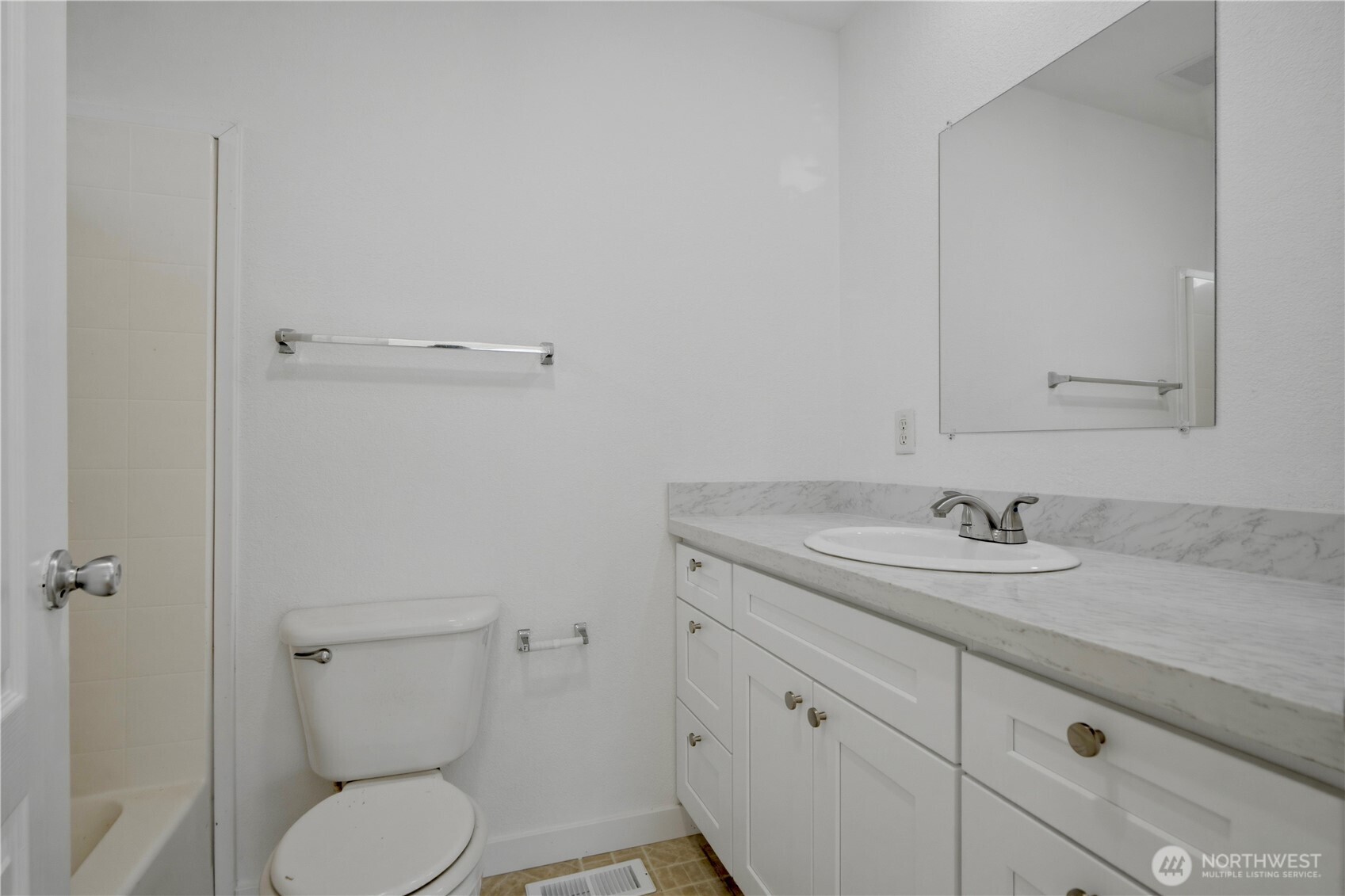 12730 15th Ave W , Everett, WA 98204