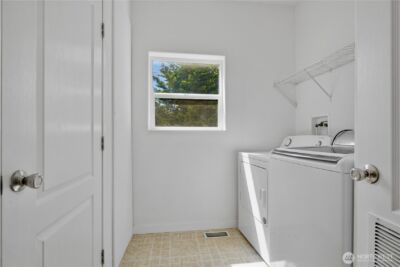 12730 15th Ave W , Everett, WA 98204 - Photo 27