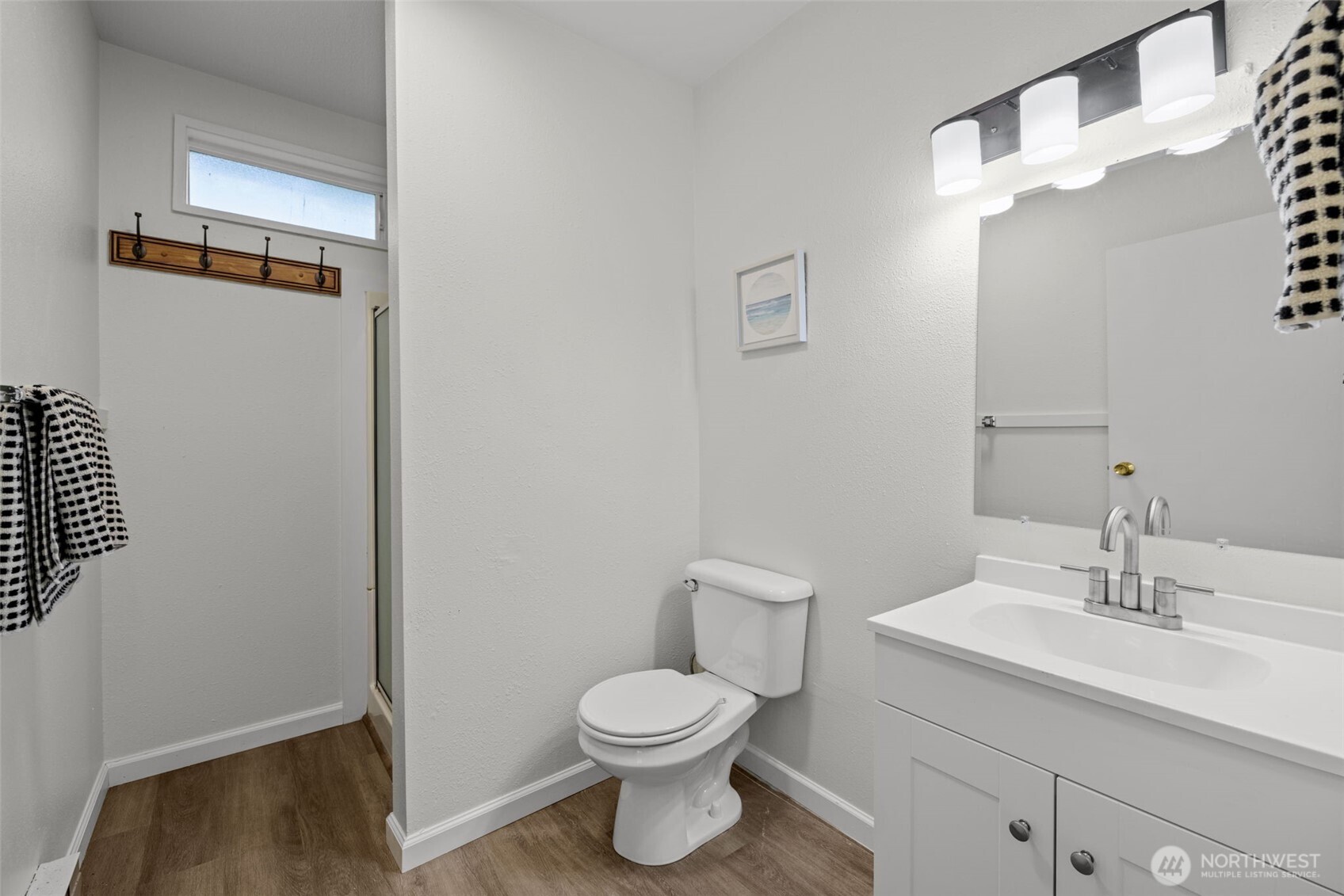 936 210th Avenue NE, Sammamish, WA 98074
