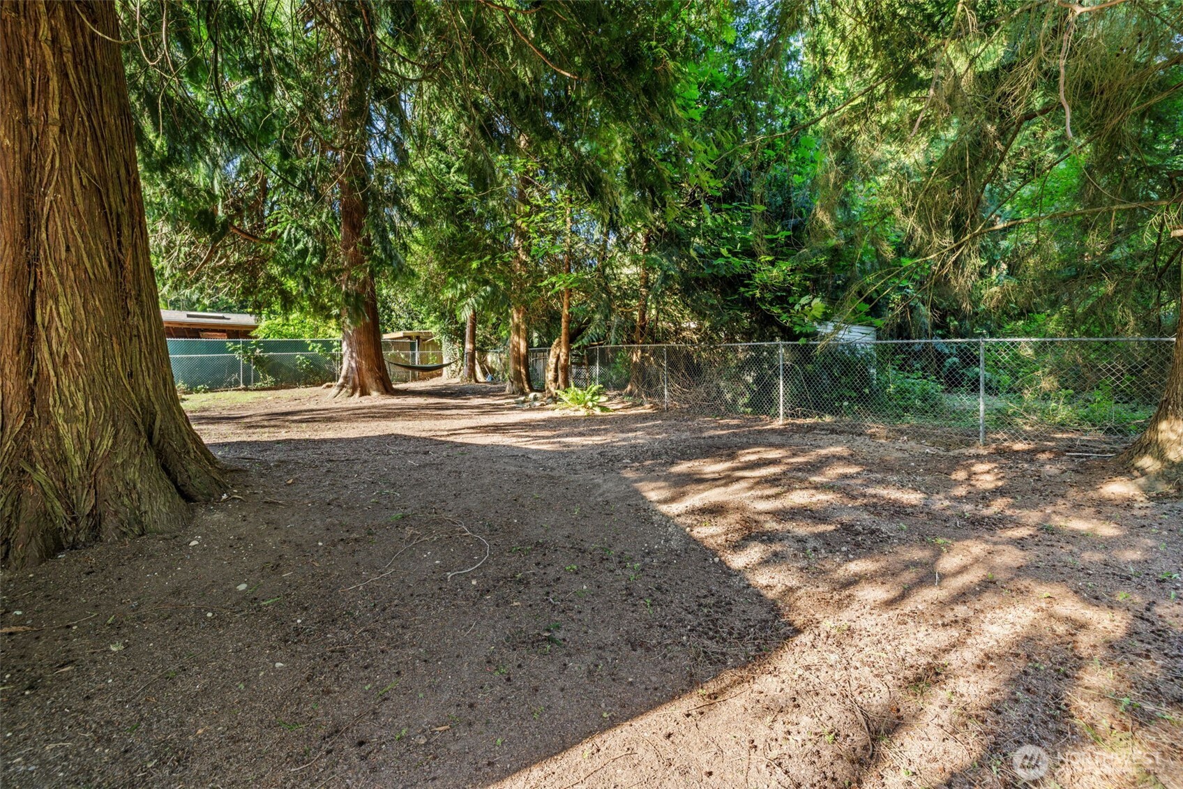 936 210th Avenue NE, Sammamish, WA 98074