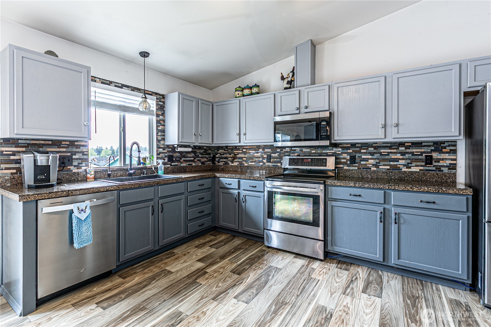 1416 200th Street Ct E, Spanaway, WA 98387