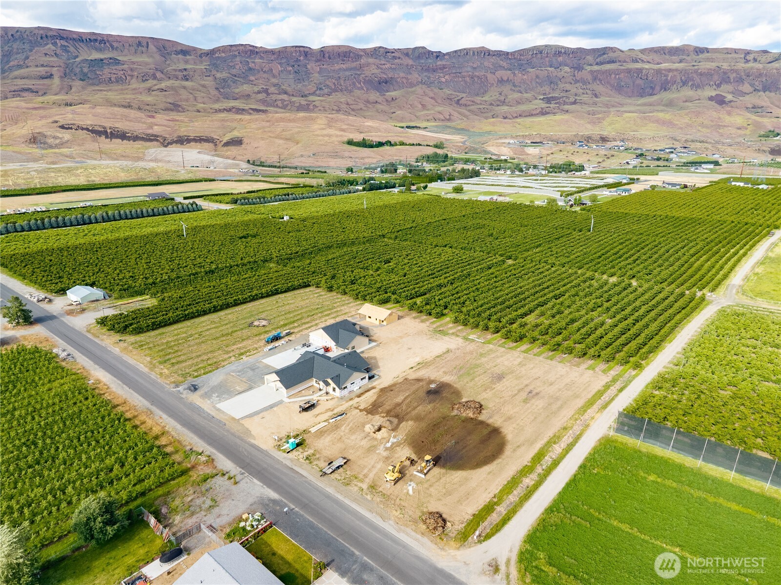 513 S Webb Avenue S, East Wenatchee, WA 98802