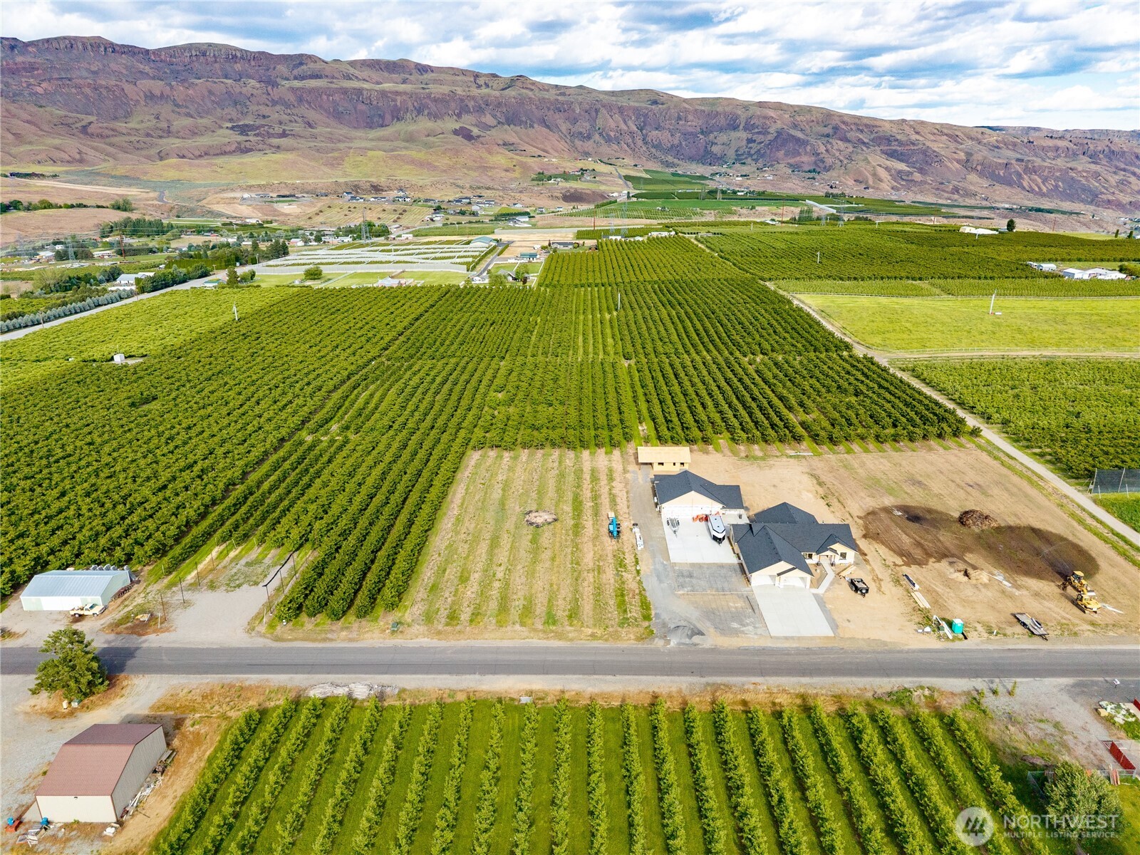 513 S Webb Avenue S, East Wenatchee, WA 98802