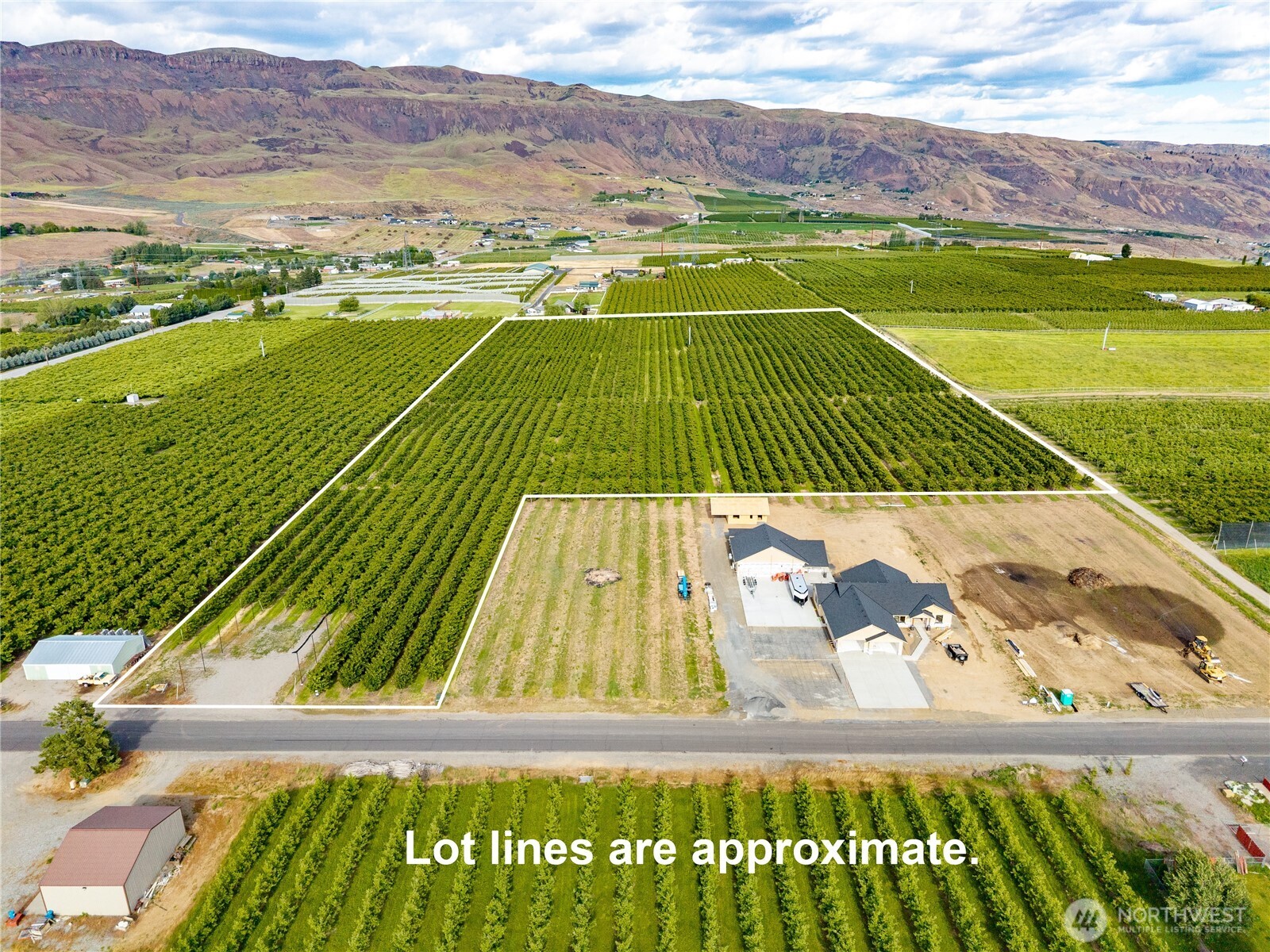 513 S Webb Avenue S, East Wenatchee, WA 98802