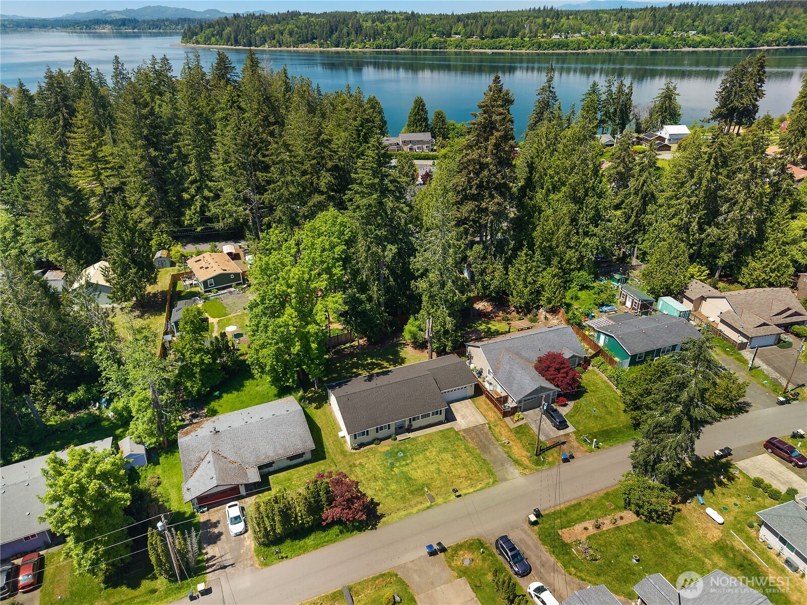 9725 Channel Drive NW, Olympia, WA 98502