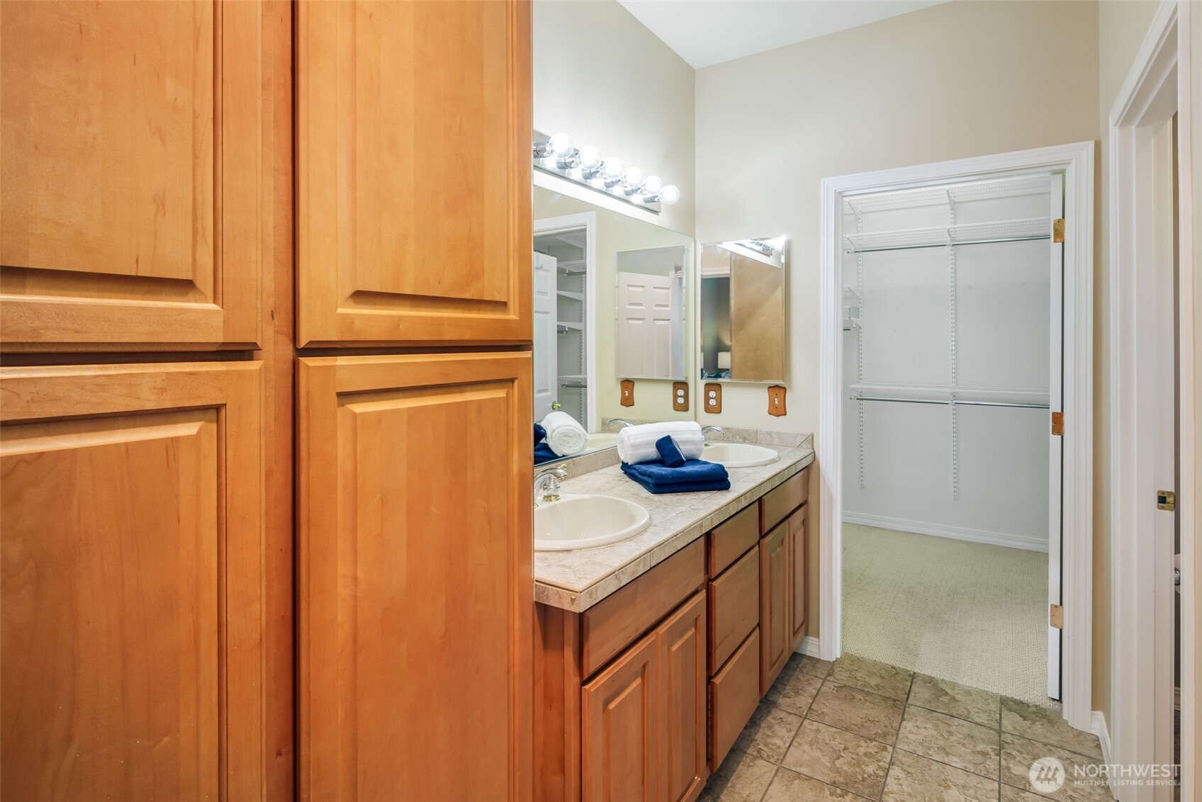 12652 Sun Break Way NE, Redmond, WA 98053