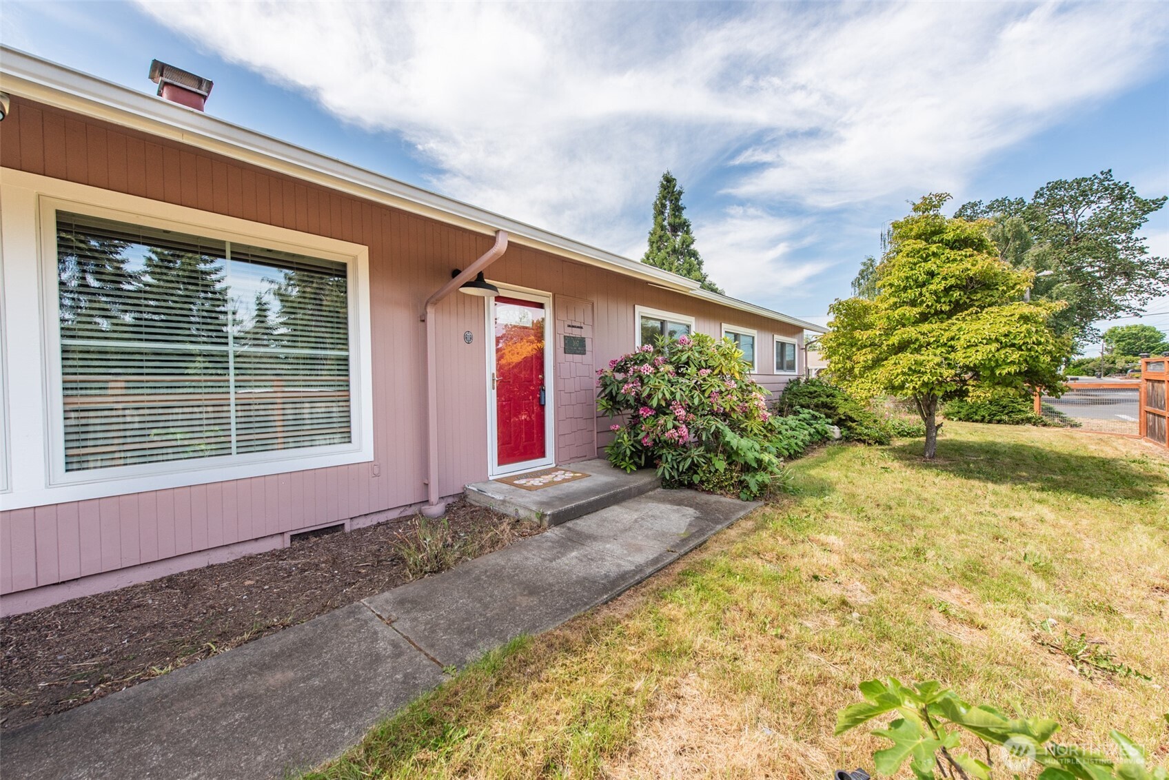307 E Fir Street , Sequim, WA 98382