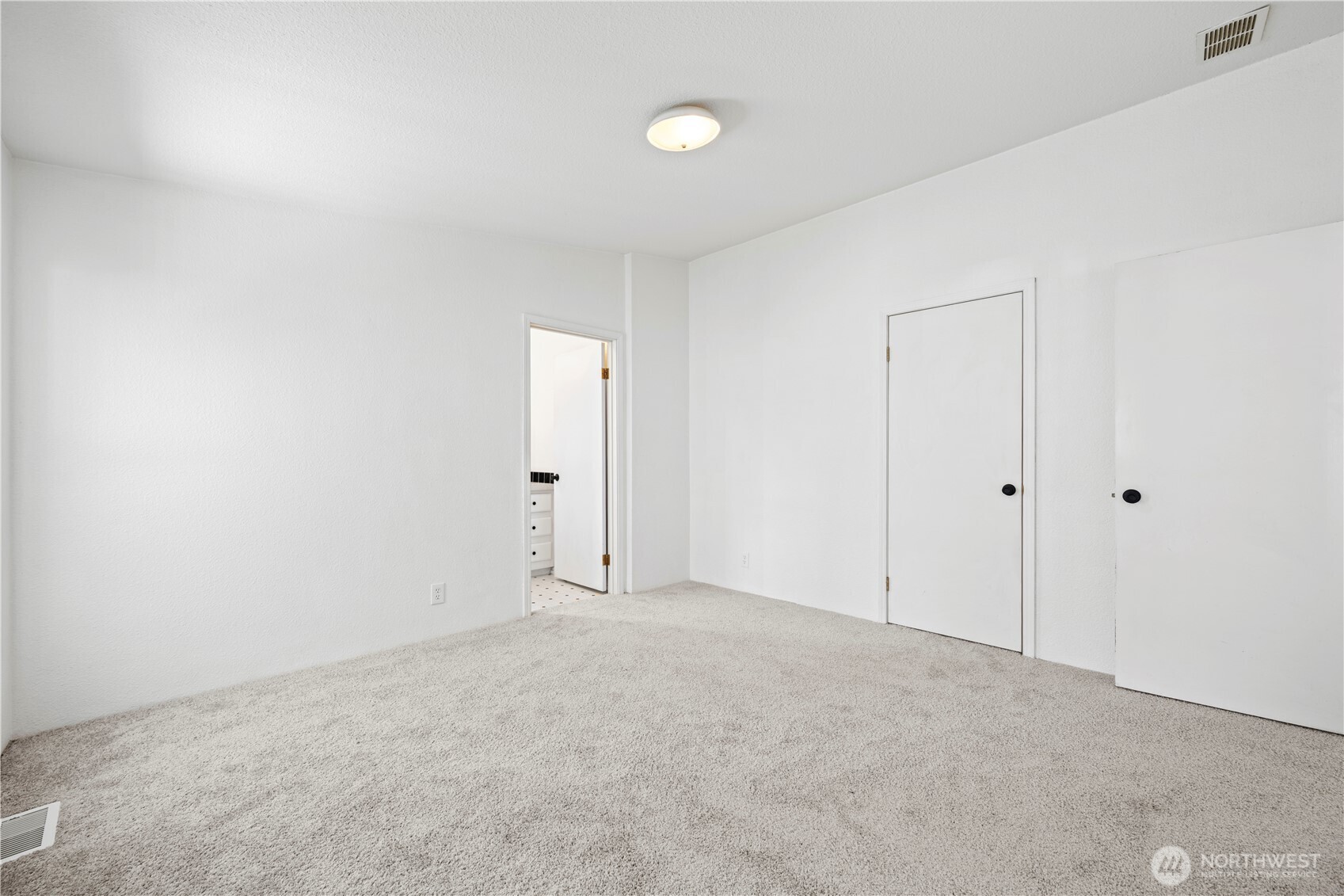 11100 4th Avenue W #22, Everett, WA 98204