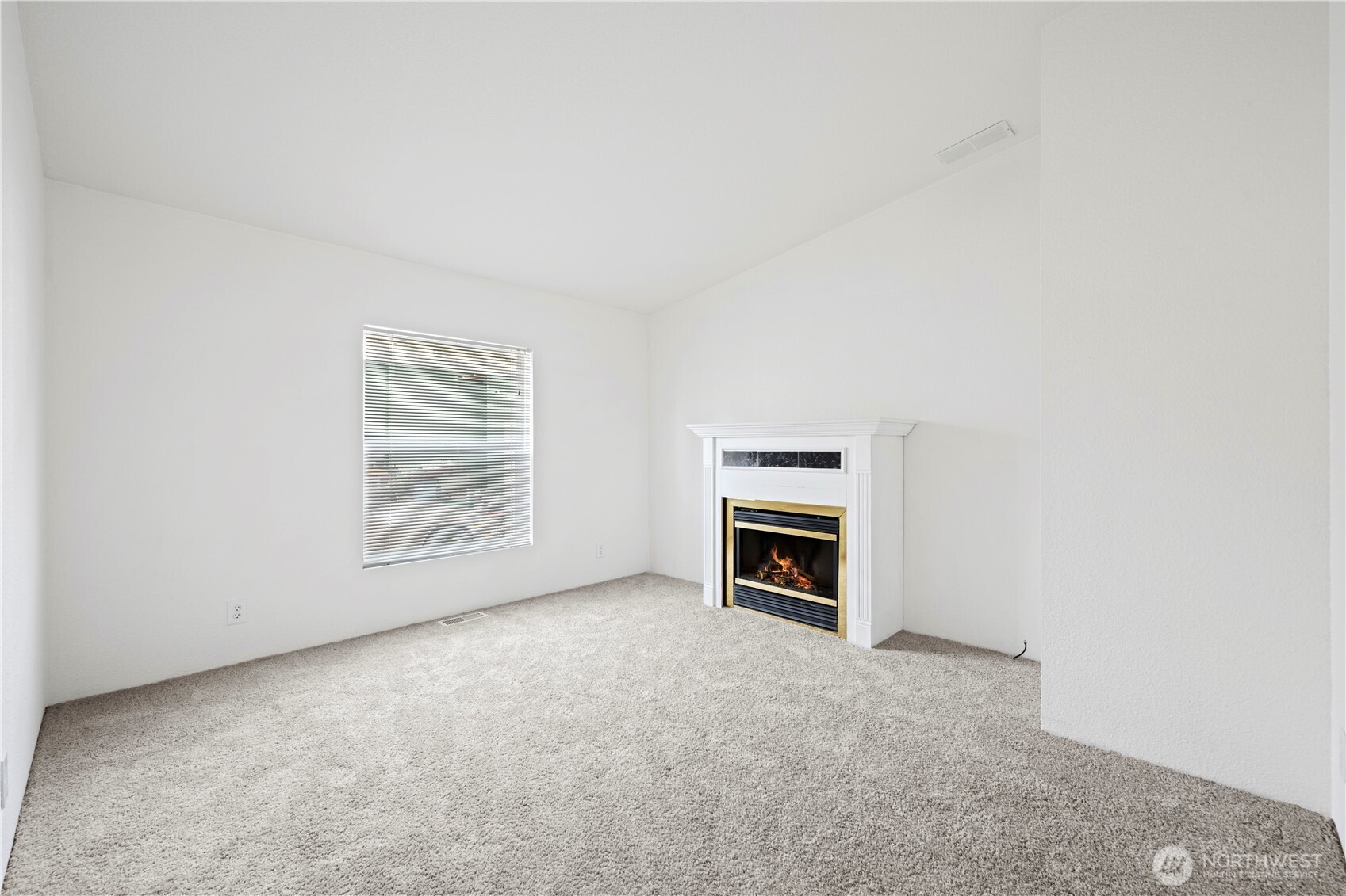 11100 4th Avenue W #22, Everett, WA 98204