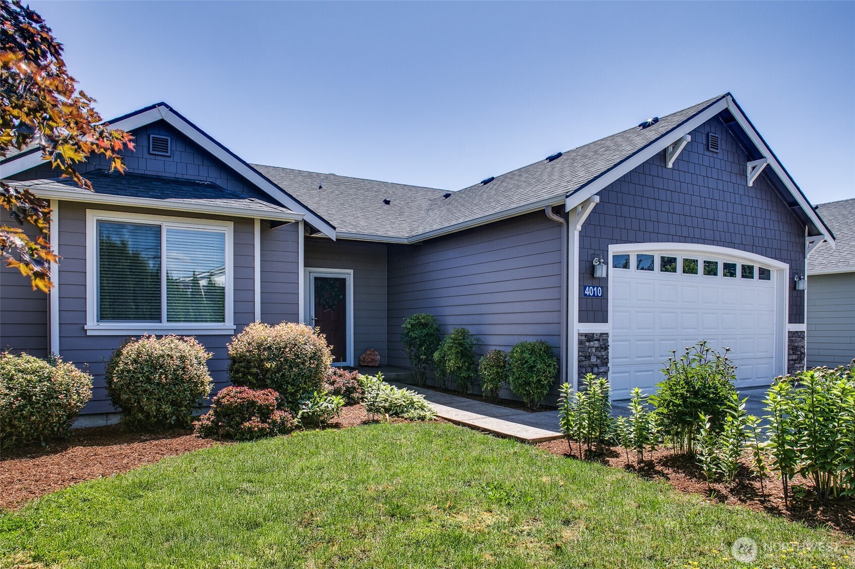 4010 McLaughlin Road , Mount Vernon, WA 98273-9152