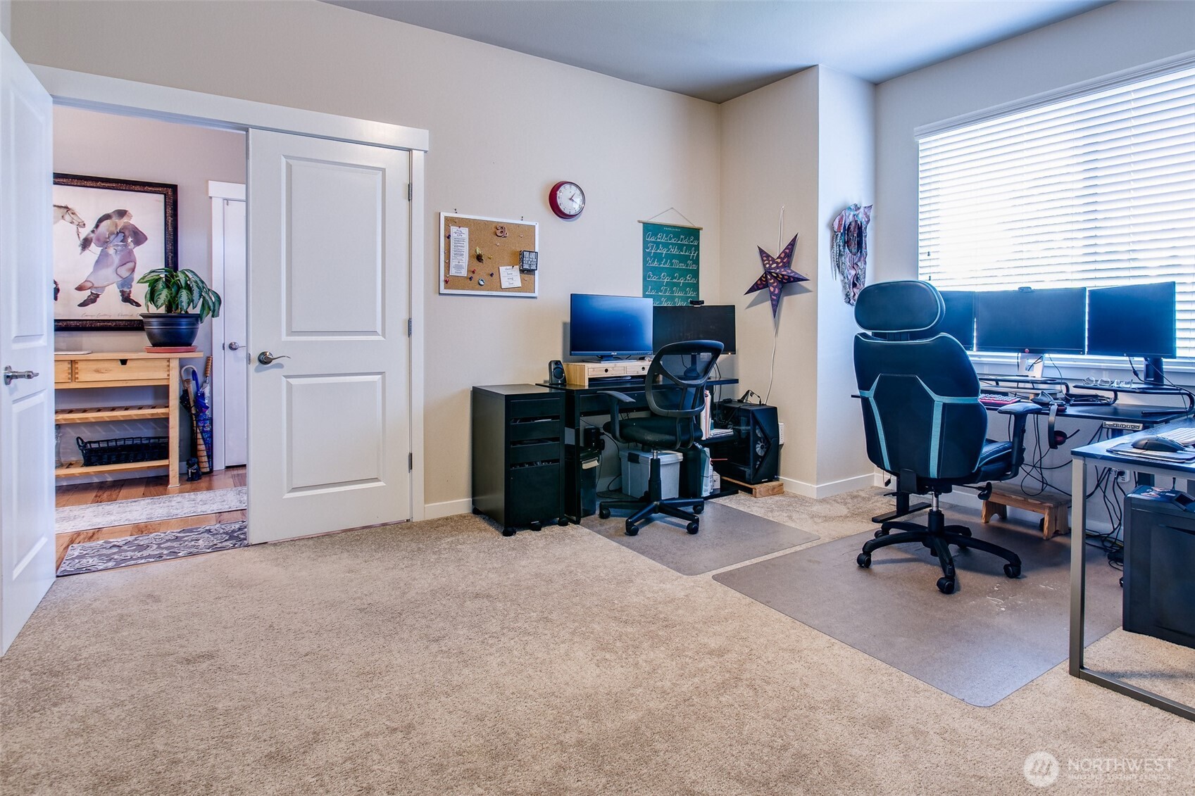 4010 McLaughlin Road , Mount Vernon, WA 98273-9152