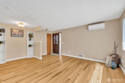 348 7th Place SE #Unit 1, Puyallup, WA 98372 - Photo 16