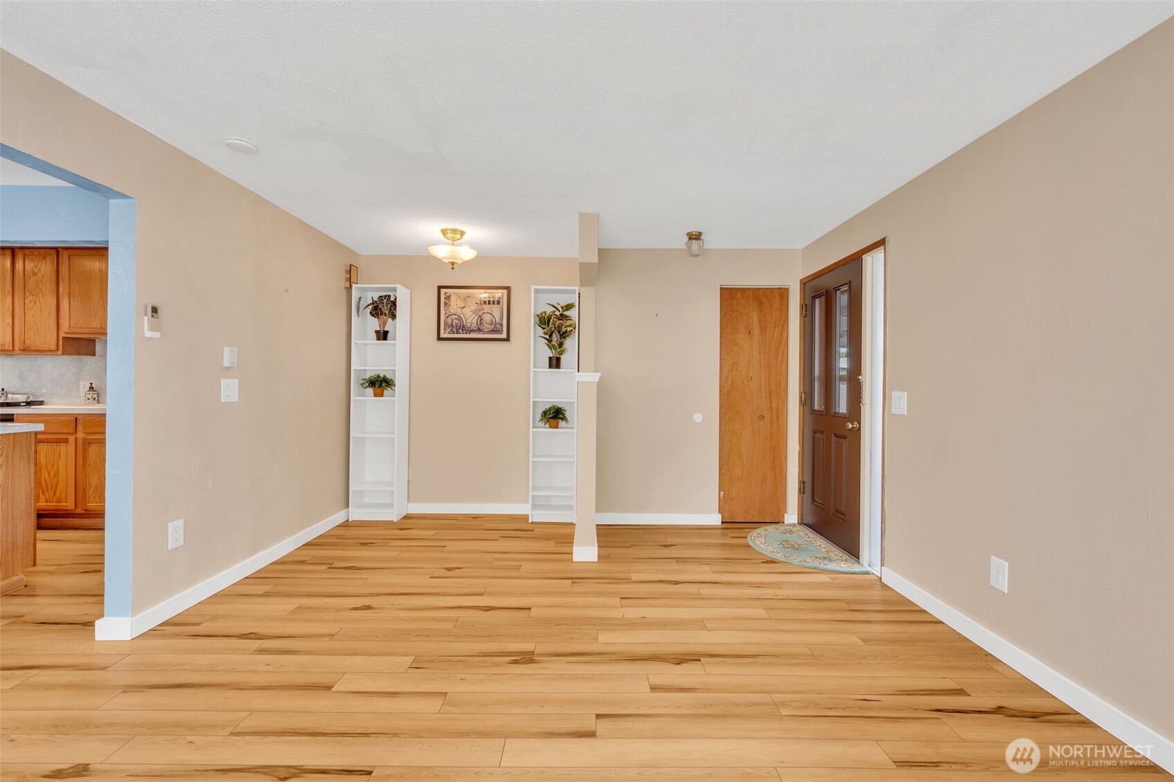 348 7th Place SE #Unit 1, Puyallup, WA 98372