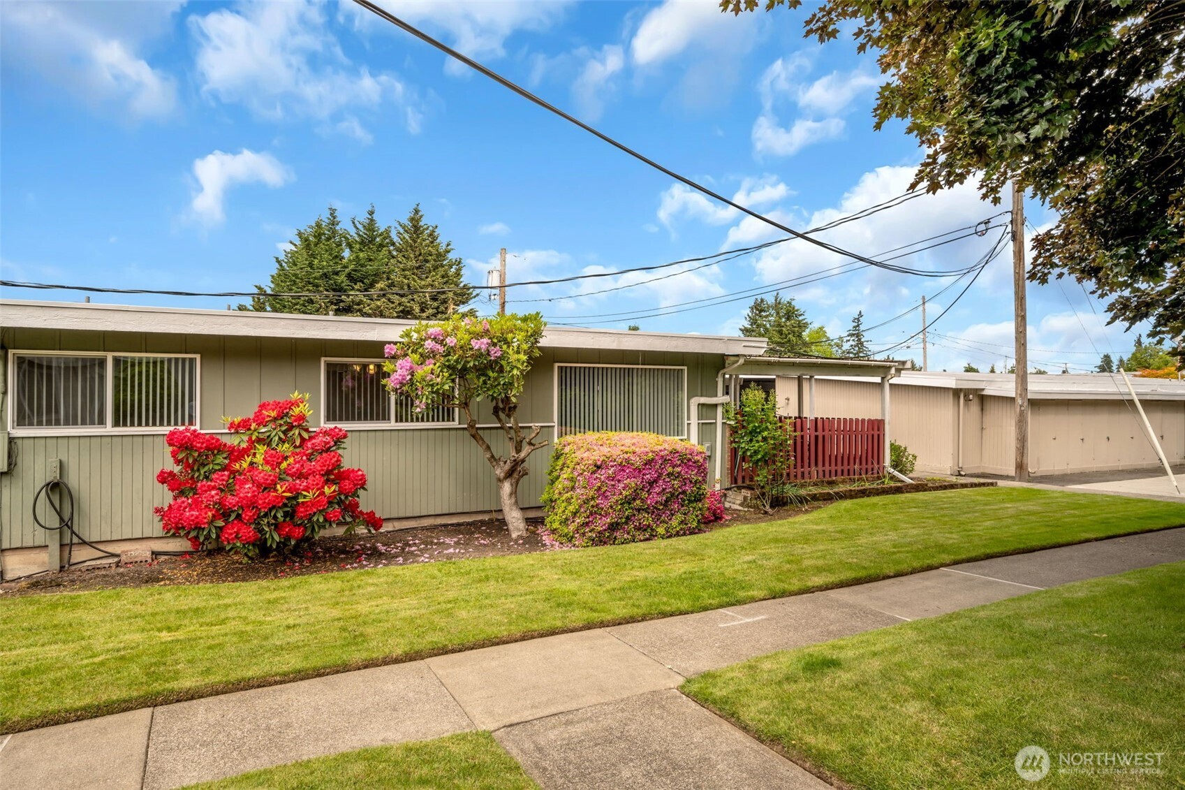 348 7th Place SE #Unit 1, Puyallup, WA 98372