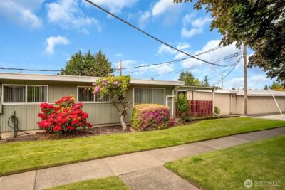 348 7th Place SE #Unit 1, Puyallup, WA 98372 - Photo 25