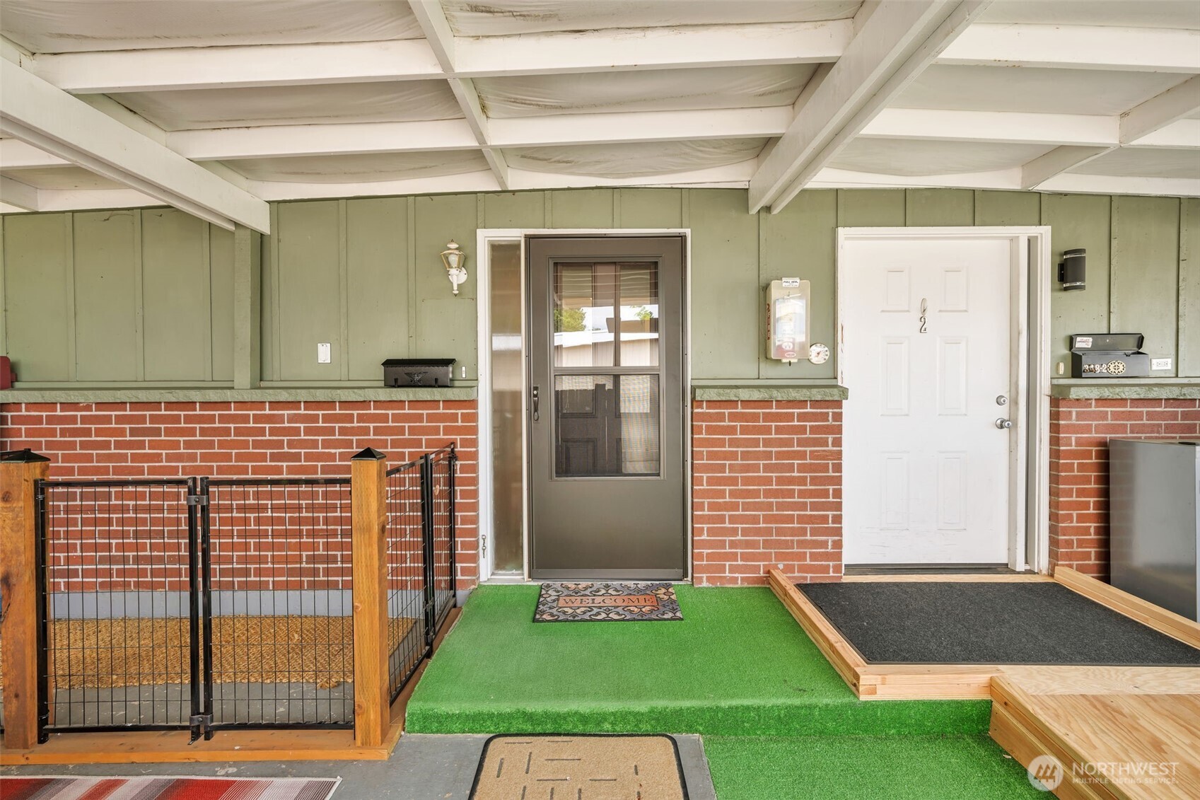 348 7th Place SE #Unit 1, Puyallup, WA 98372