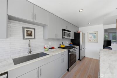 76 Cedar Street #611, Seattle, WA 98121 - Photo 11