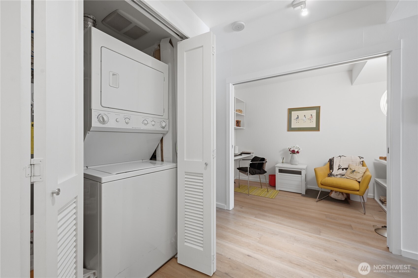 76 Cedar Street #611, Seattle, WA 98121