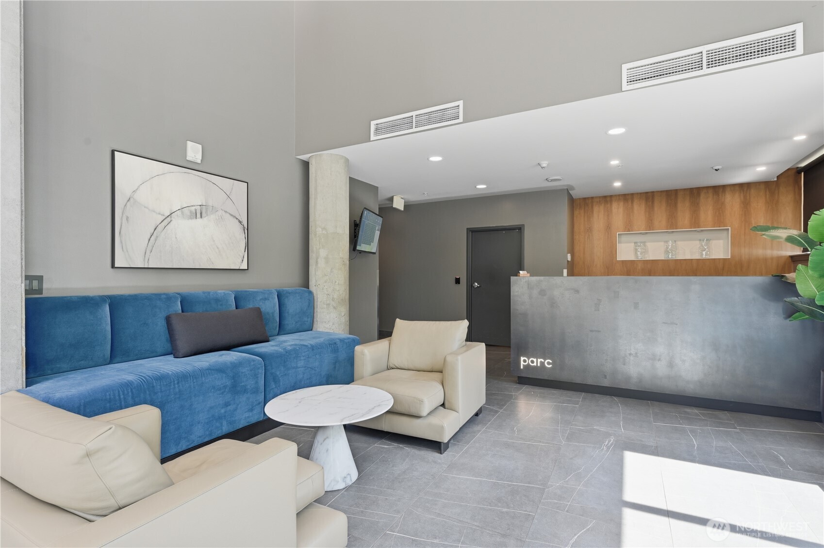 76 Cedar Street #611, Seattle, WA 98121