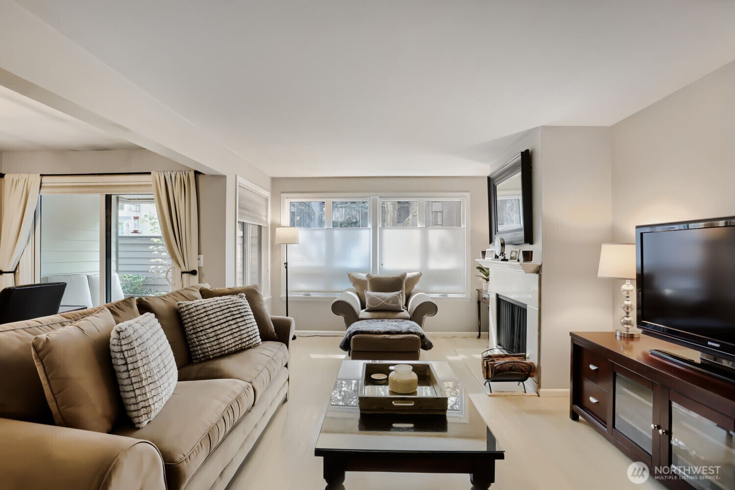 6300 Sand Point Way NE #103, Seattle, WA 98115
