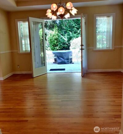 8511 Ferncliff Avenue NE, Bainbridge Island, WA 98110 - Photo 9