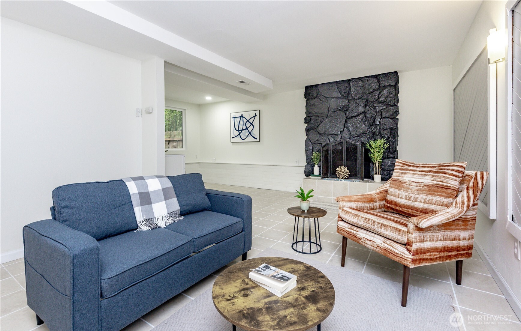 9439 11th Avenue SW, Seattle, WA 98106