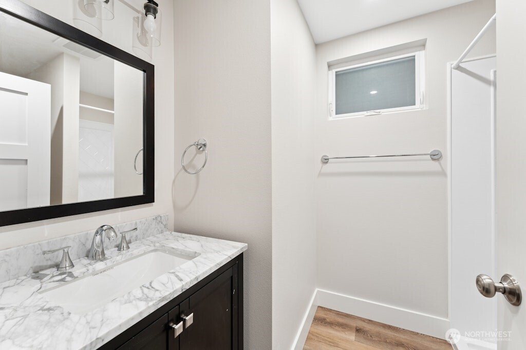 5243 19th Avenue NE, Seattle, WA 98105