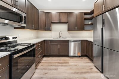 5243 19th Avenue NE, Seattle, WA 98105 - Photo 13