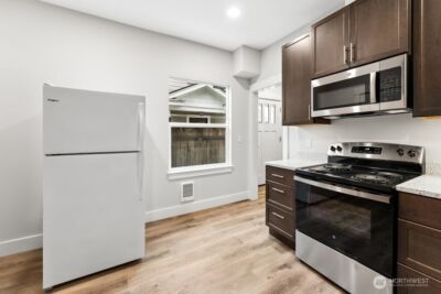5243 19th Avenue NE, Seattle, WA 98105 - Photo 15
