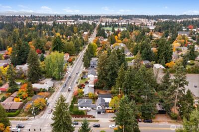 13005 1st Avenue NE, Seattle, WA 98125 - Photo 2