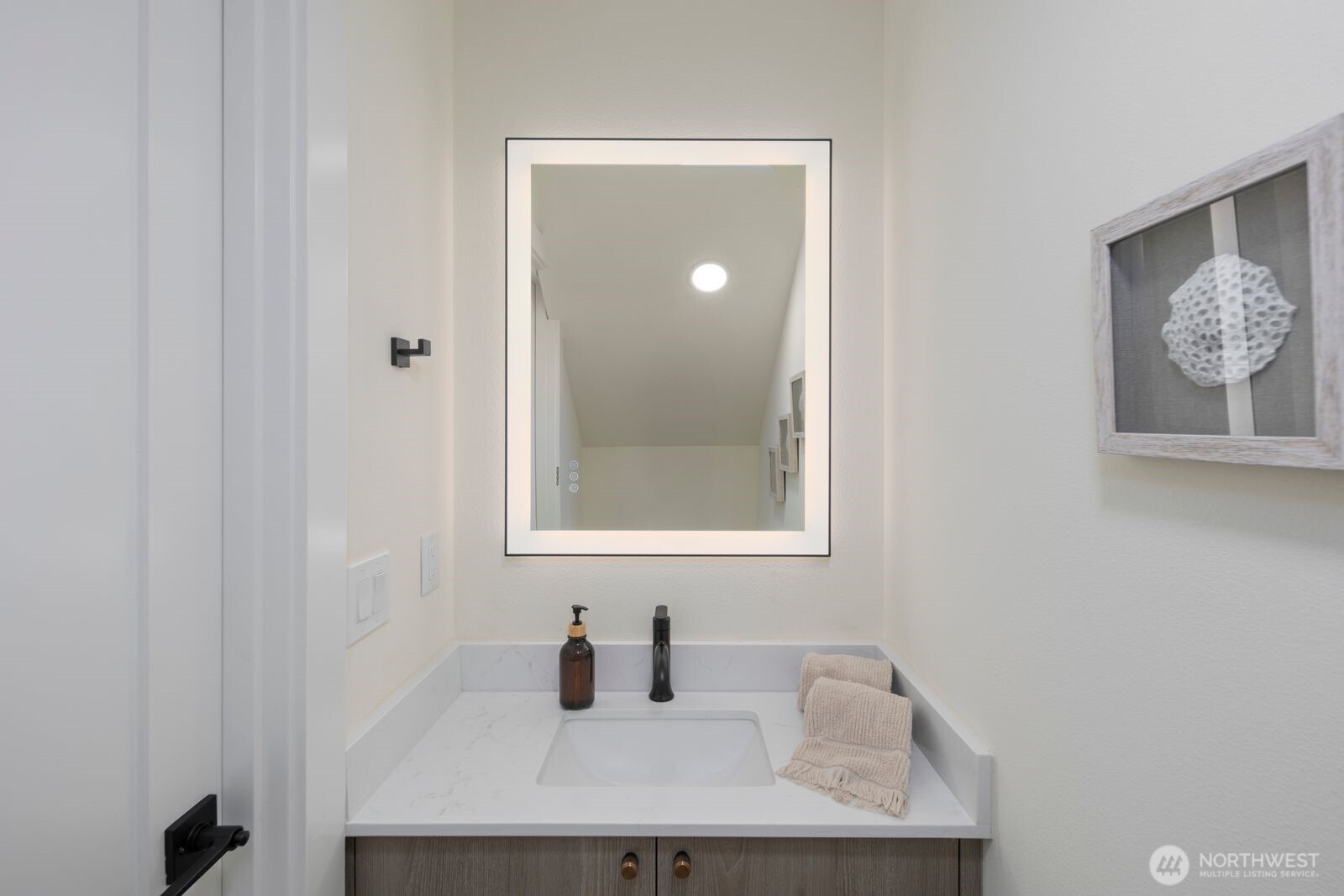 311 NW 92nd Street , Seattle, WA 98117