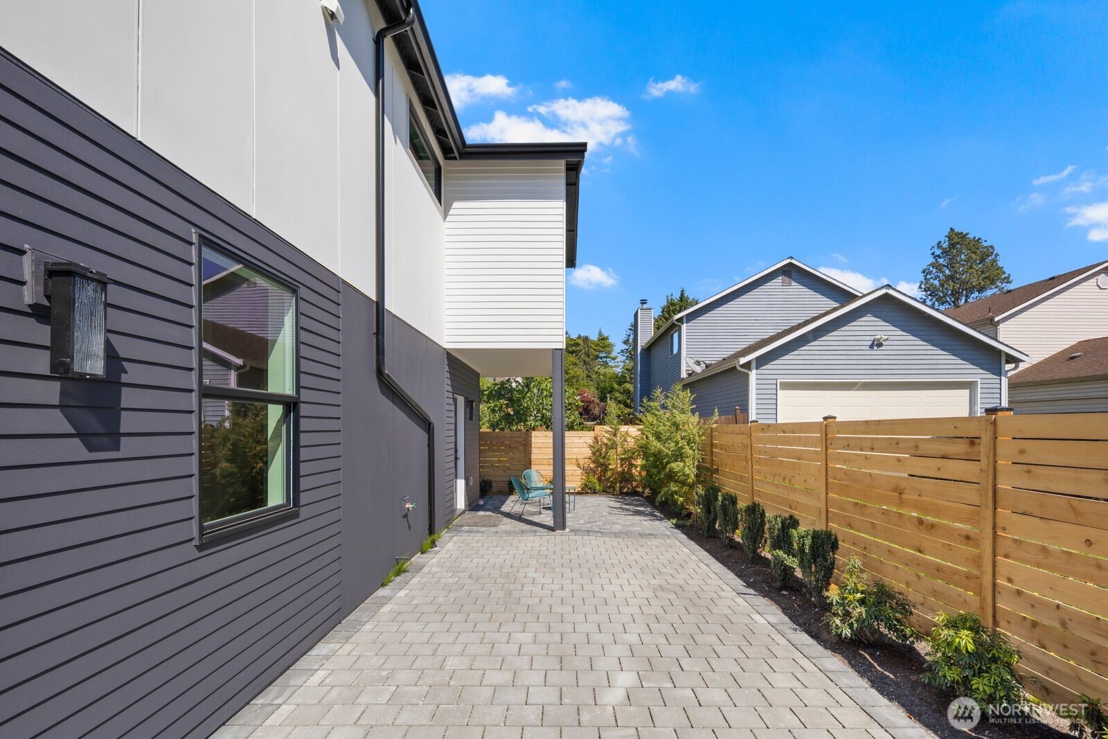 311 NW 92nd Street , Seattle, WA 98117