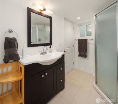 2820 27th Avenue W, Seattle, WA 98199 - Photo 25
