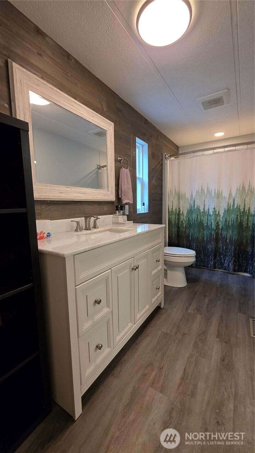 5170 Phillips Road SE, Port Orchard, WA 98366