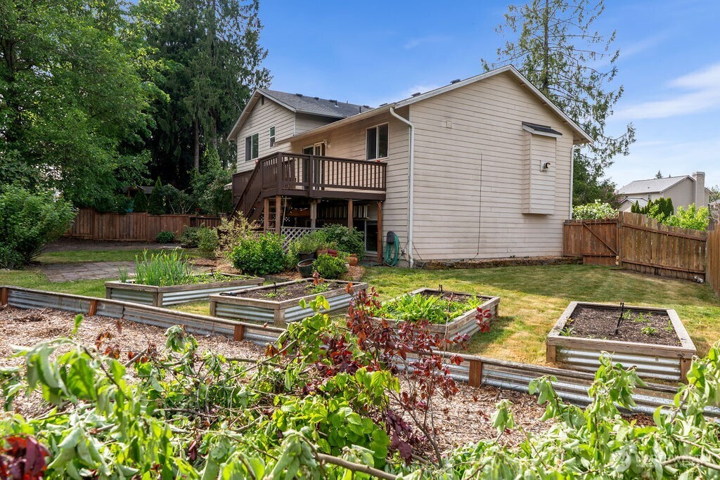 1565 Nordic Place , Poulsbo, WA 98370