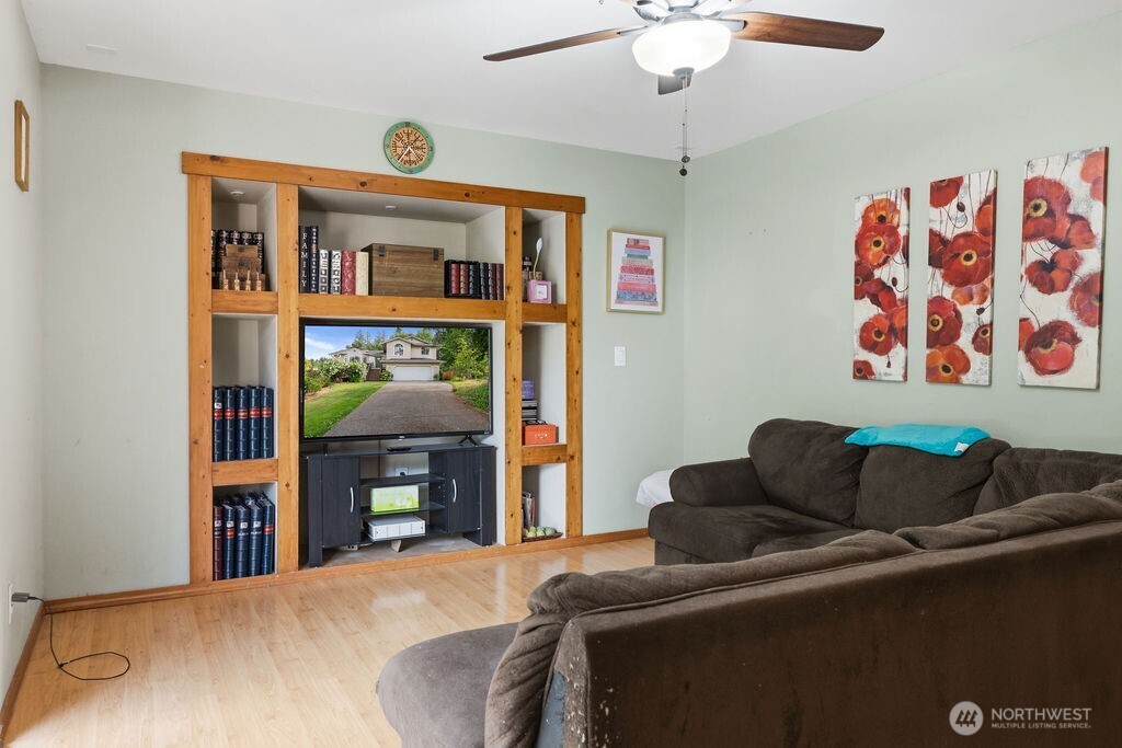 1565 Nordic Place , Poulsbo, WA 98370
