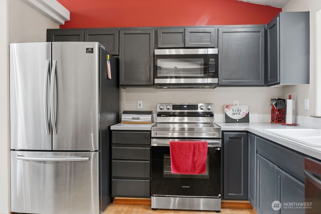 1565 Nordic Place , Poulsbo, WA 98370