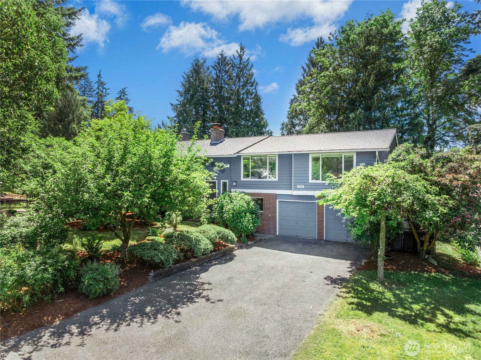 2051 NE Bartre Court , Poulsbo, WA 98370