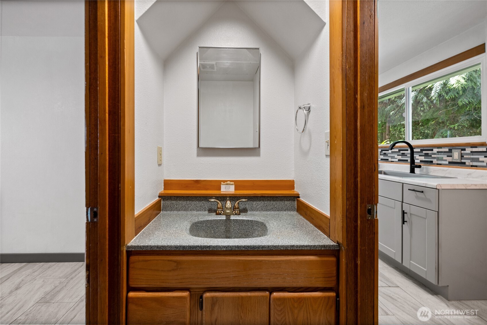 23069 Ryen Drive NW, Poulsbo, WA 98370