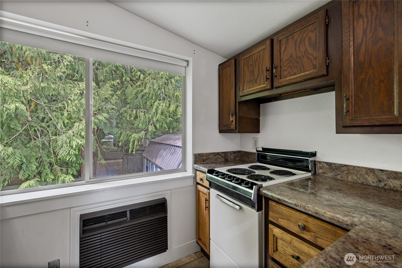 23069 Ryen Drive NW, Poulsbo, WA 98370