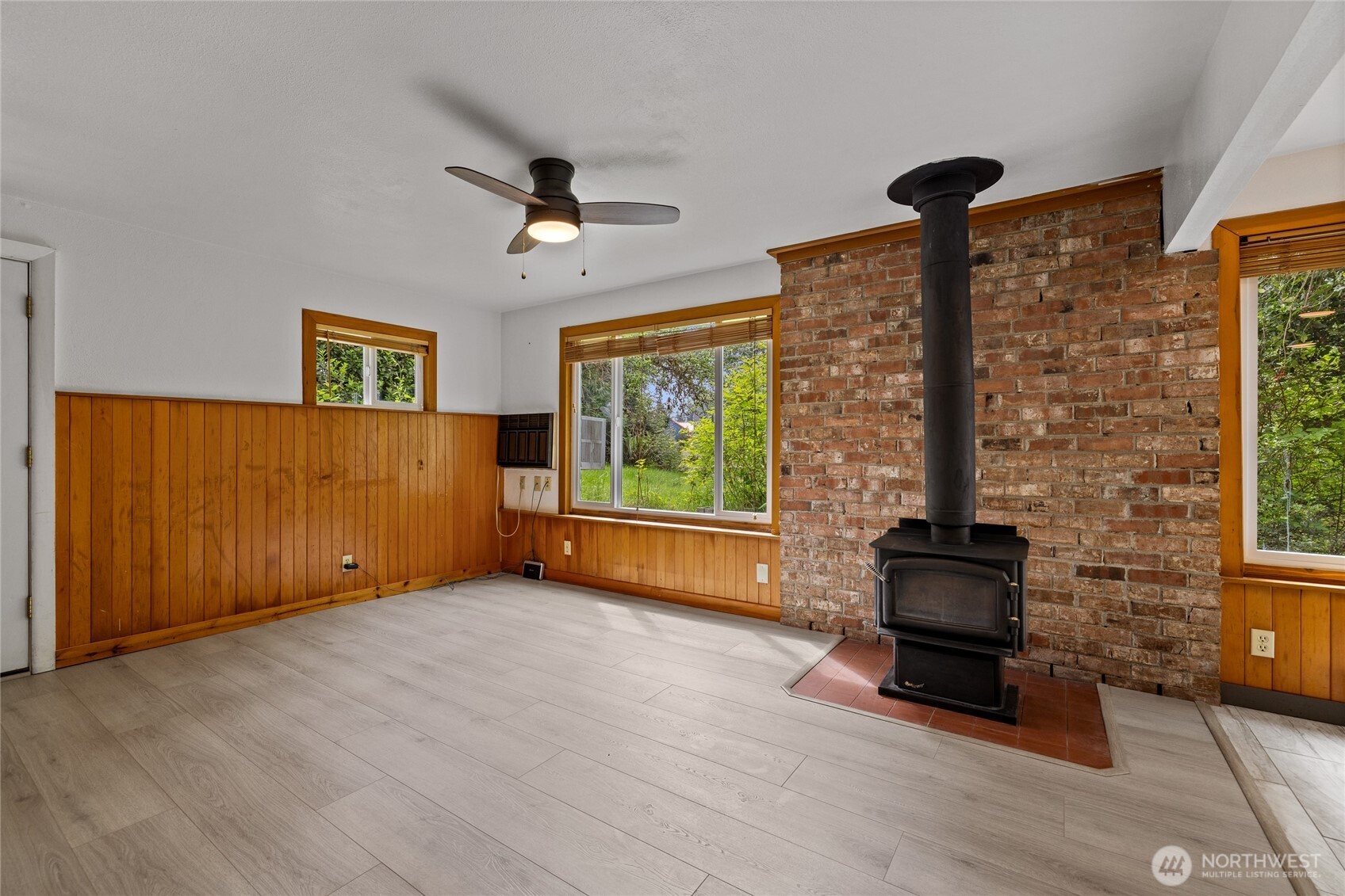 23069 Ryen Drive NW, Poulsbo, WA 98370