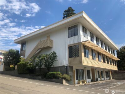 755 Winslow Way E #206, Bainbridge Island, WA 98110 - Photo 3