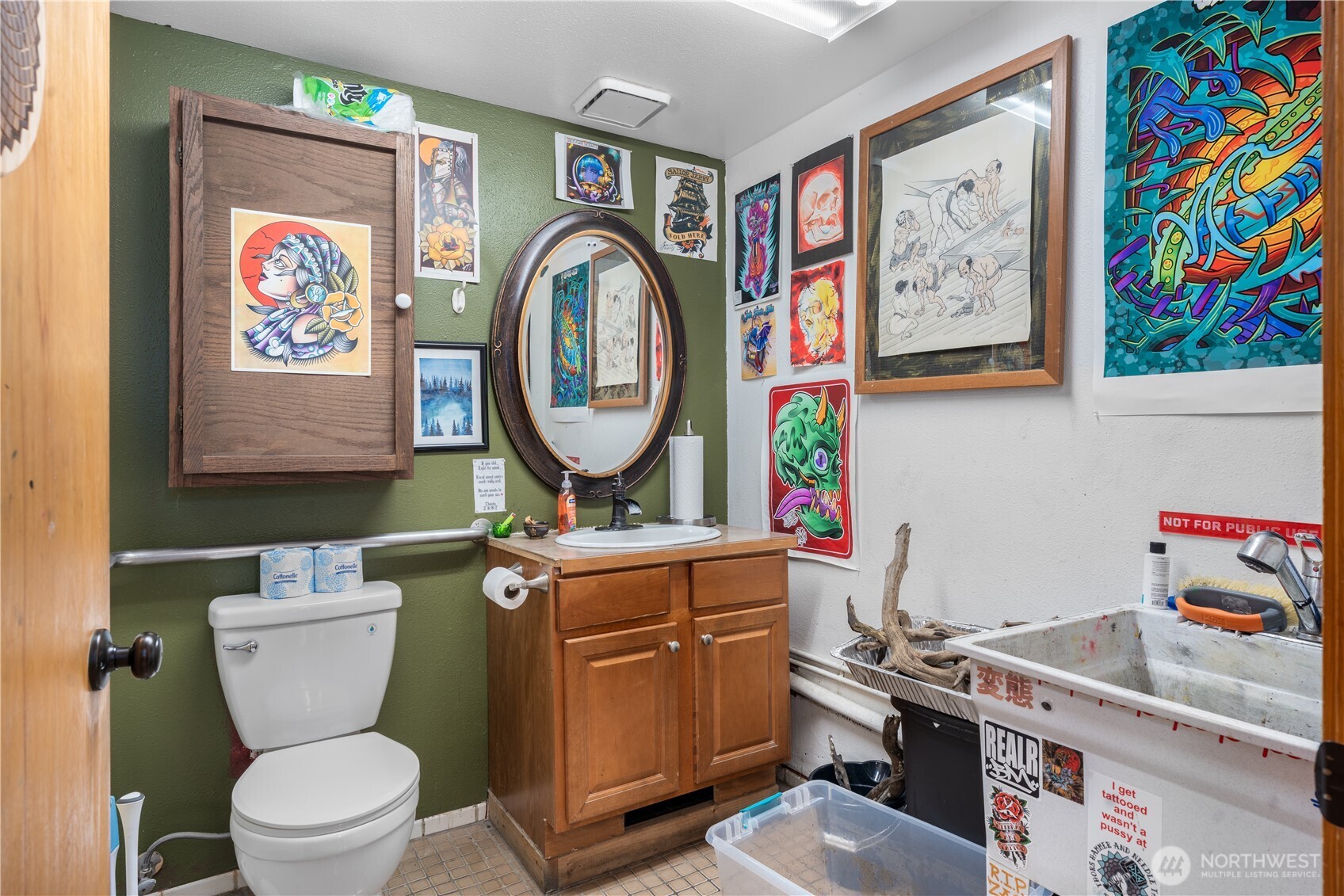 18978 Front Street NE, Poulsbo, WA 98370
